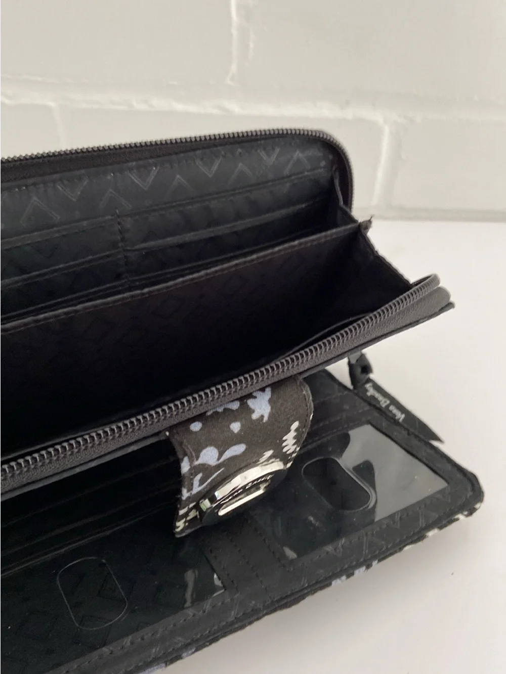 Classic Womens Vera Bradley Oversized Wallet